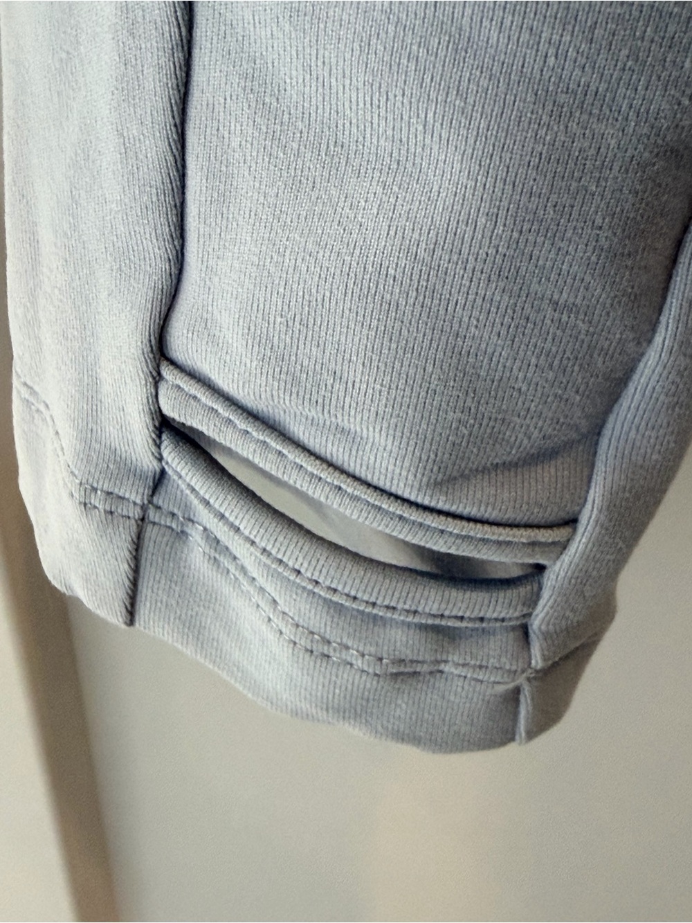 Oiselle Women’s 4 Blue Quarter Zip Running Pullover Thumbholes NEW - Picture 6 of 11